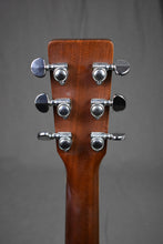 Load image into Gallery viewer, 1971 Martin D-35