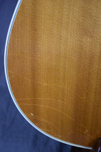 Load image into Gallery viewer, 1974 Guild G-37 Blonde