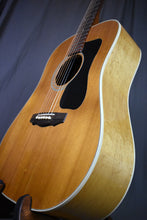 Load image into Gallery viewer, 1974 Guild G-37 Blonde