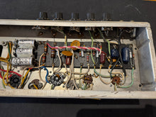 Load image into Gallery viewer, 1974 Fender Vibro Champ
