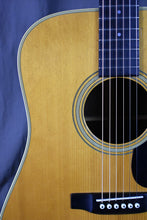 Load image into Gallery viewer, 1975 Martin D-28