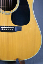 Load image into Gallery viewer, 1975 Martin D-28