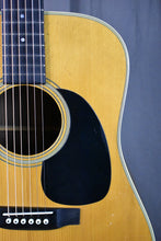 Load image into Gallery viewer, 1975 Martin D-28