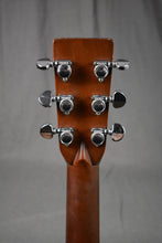 Load image into Gallery viewer, 1975 Martin D-28