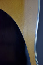 Load image into Gallery viewer, 1976 Martin D-35