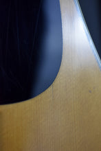 Load image into Gallery viewer, 1976 Martin D-35