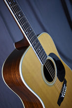 Load image into Gallery viewer, 1976 Martin D-35