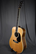 Load image into Gallery viewer, 1976 Martin D-35