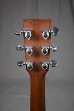 Load image into Gallery viewer, 1976 Martin D-35