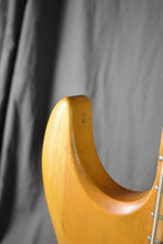 Load image into Gallery viewer, 1979 Gibson The Grabber Bass
