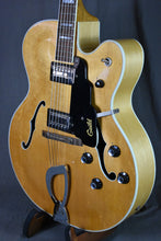 Load image into Gallery viewer, 1979 Guild X-175 Manhattan
