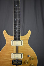 Load image into Gallery viewer, 1979 Washburn Falcon Natural