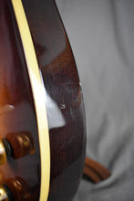 Load image into Gallery viewer, 1980 Washburn Vulture II Bass
