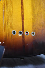 Load image into Gallery viewer, 1980 Washburn Vulture II Bass