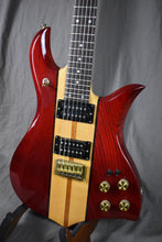 Load image into Gallery viewer, 1985 Quest Stereo Guitar