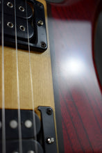 Load image into Gallery viewer, 1985 Quest Stereo Guitar