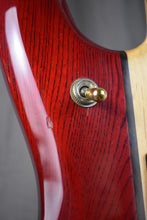 Load image into Gallery viewer, 1985 Quest Stereo Guitar