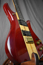 Load image into Gallery viewer, 1985 Quest Stereo Guitar