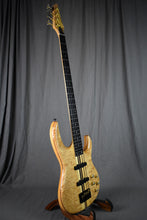 Load image into Gallery viewer, 1990s Carvin LB-70