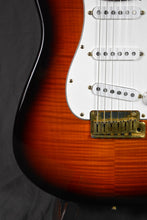 Load image into Gallery viewer, 1996 Fender 50th Anniversary American Stratocaster