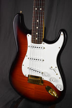 Load image into Gallery viewer, 1996 Fender 50th Anniversary American Stratocaster