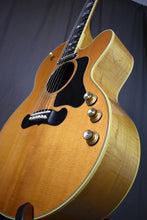 Load image into Gallery viewer, 2001 Gibson J-190 EC Natural