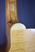 Load image into Gallery viewer, 2001 Gibson J-190 EC Natural