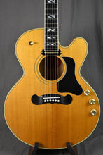 Load image into Gallery viewer, 2001 Gibson J-190 EC Natural