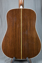 Load image into Gallery viewer, 2002 Martin HD-28