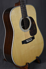Load image into Gallery viewer, 2002 Martin HD-28
