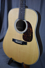 Load image into Gallery viewer, 2002 Martin HD-28