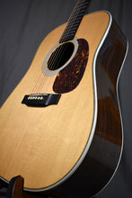 Load image into Gallery viewer, 2002 Martin HD-28
