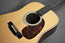 Load image into Gallery viewer, 2002 Martin HD-28