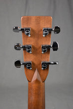 Load image into Gallery viewer, 2002 Martin HD-28