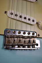 Load image into Gallery viewer, 2003 Fender Custom Shop ’60 Stratocaster Relic Daphne Blue