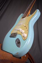 Load image into Gallery viewer, 2003 Fender Custom Shop ’60 Stratocaster Relic Daphne Blue