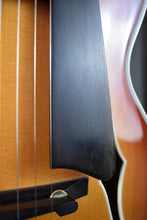 Load image into Gallery viewer, 2004 Buscarino Monarch