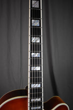 Load image into Gallery viewer, 2004 Buscarino Monarch