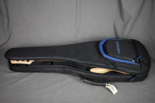 Load image into Gallery viewer, 2010s Kala California U-Bass Big Leaf Maple 5-String Fretted