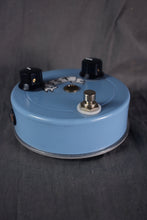 Load image into Gallery viewer, 2010s Kingston Orbiter SST Fuzz