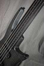 Load image into Gallery viewer, 2010s NS Designs CR5 Radius Fretless