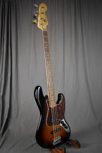 Load image into Gallery viewer, 2013 Fender American Standard Jazz Bass