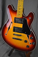 Load image into Gallery viewer, 2014 Fender Modern Player Starcaster