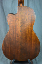 Load image into Gallery viewer, 2014 Martin Custom 0C-15SM