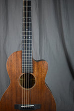 Load image into Gallery viewer, 2014 Martin Custom 0C-15SM