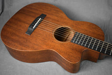 Load image into Gallery viewer, 2014 Martin Custom 0C-15SM