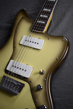 Load image into Gallery viewer, 2016 Squier Vintage Modified Baritone Jazzmaster Antigua