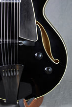 Load image into Gallery viewer, 2017 Collings Eastside Jazz LC Deluxe