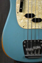 Load image into Gallery viewer, 2017 Fender JMJ Road Worn Mustang Bass