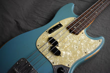 Load image into Gallery viewer, 2017 Fender JMJ Road Worn Mustang Bass